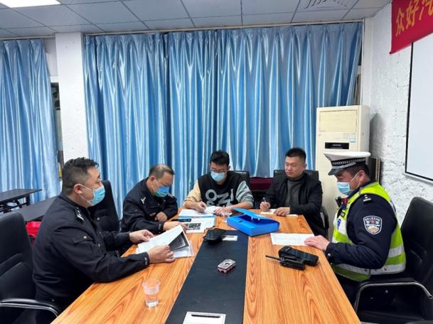 小微型客车租赁行业迎强监管 交警联合交通部门检查指导，形成更大工作合力